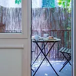 June C W/small Balcony Apartamento